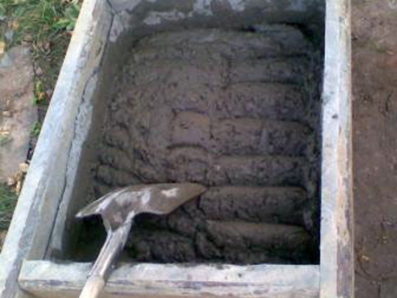 Ручное приготовление бетонной смеси